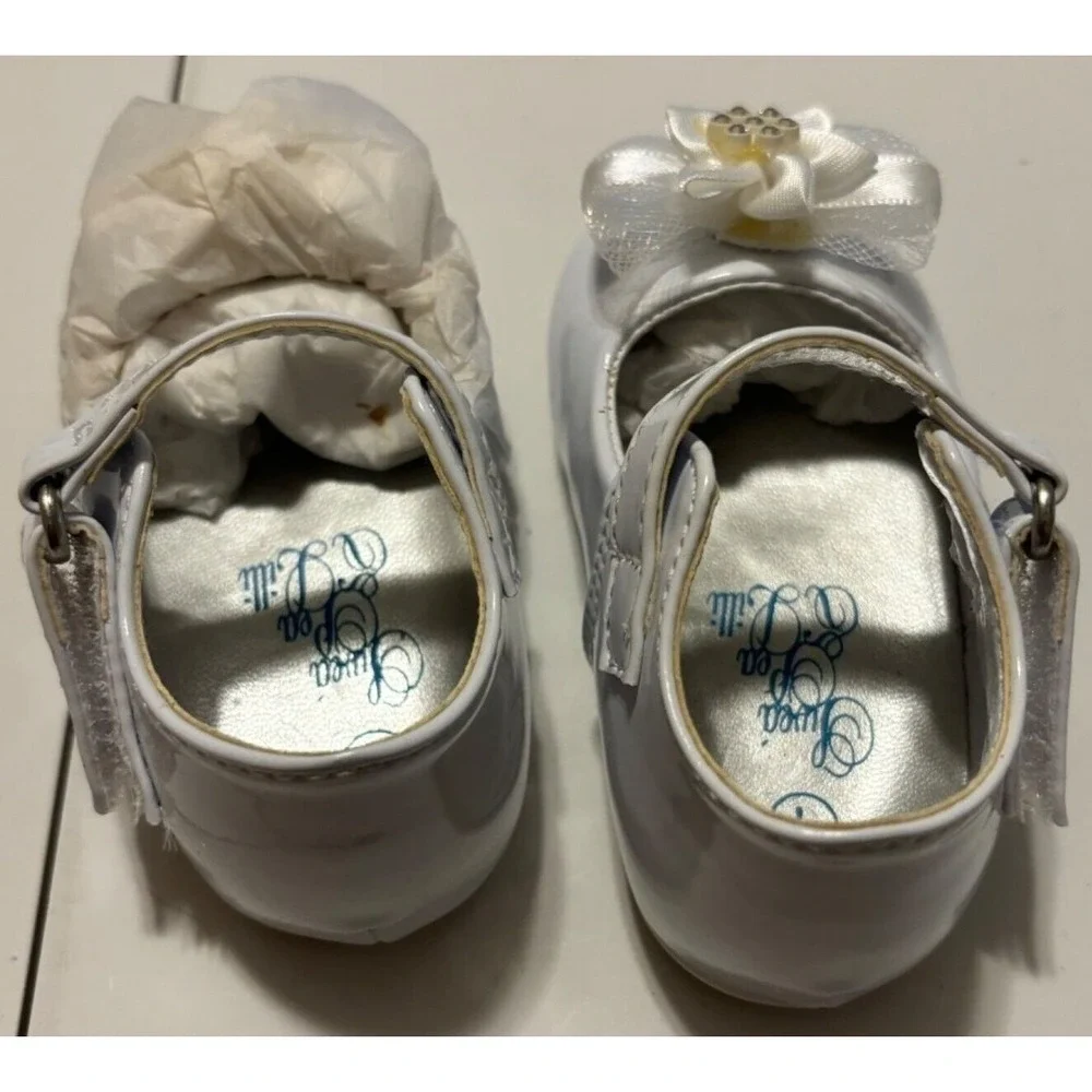 Sweá Pea & Lilli White Dress Shoes With Bow &‎ Rhinestones Size 1